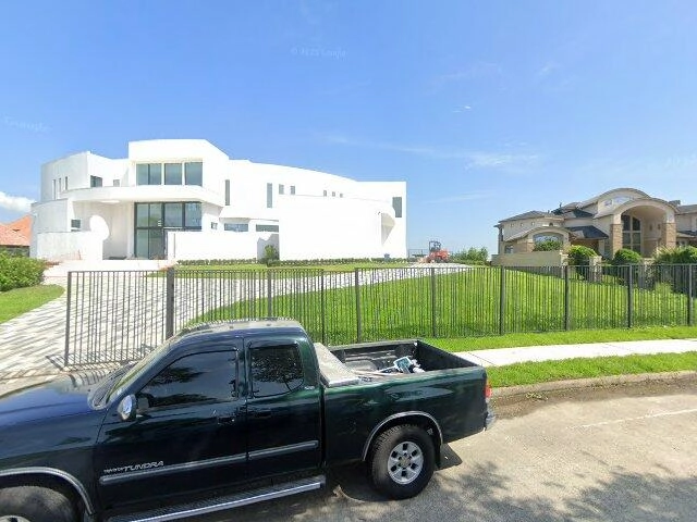 House image located at Kemah, TX 77565