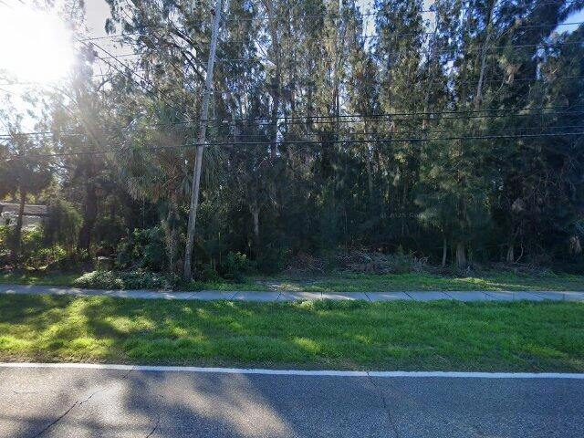 House image located at Tarpon Springs, FL 34689
