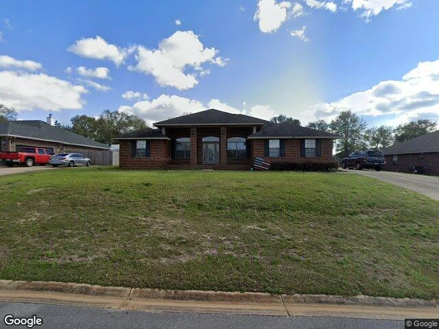 House image located at Crestview, FL 32536