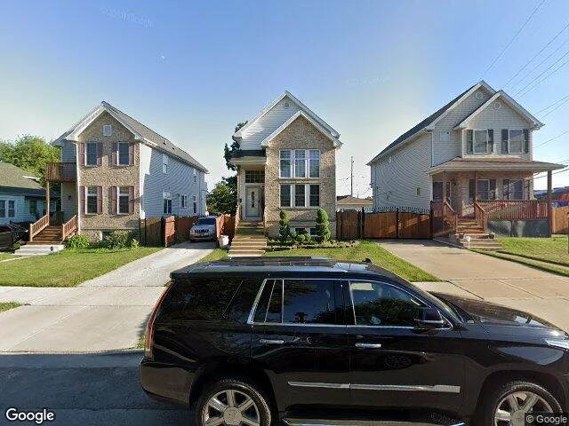 House image located at Chicago, IL 60643
