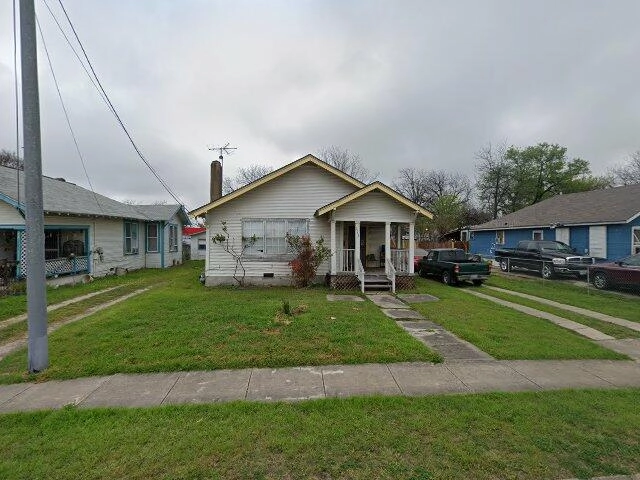 House image located at San Antonio, TX 78201