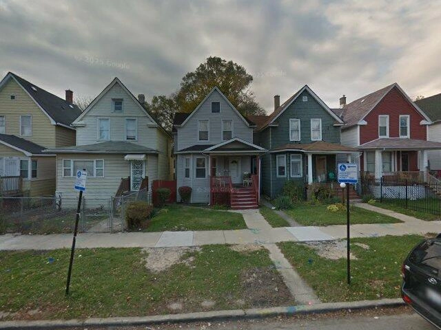 House image located at Chicago, IL 60644