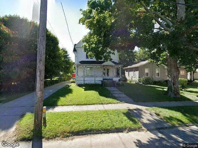 House image located at Dixon, IL 61021