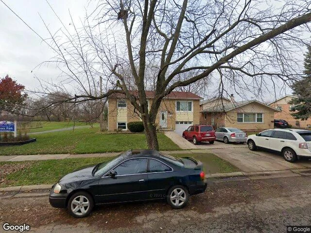 House image located at Alsip, IL 60803