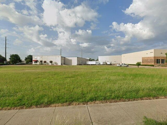 House image located at Waukegan, IL 60087