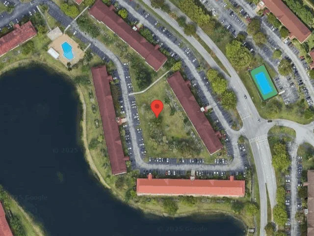 House image located at Hollywood, FL 33027