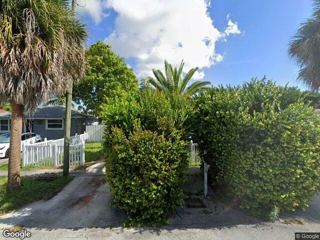 House image located at Hollywood, FL 33020
