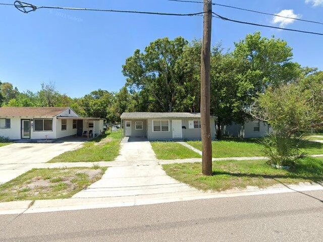 House image located at Saint Petersburg, FL 33711
