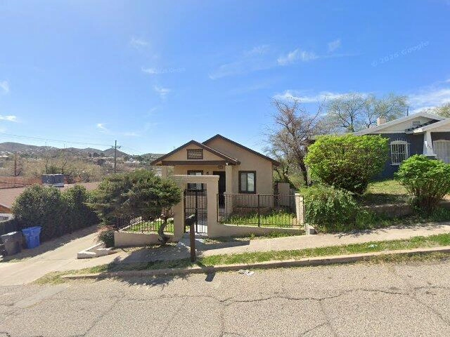 House image located at Nogales, AZ 85621