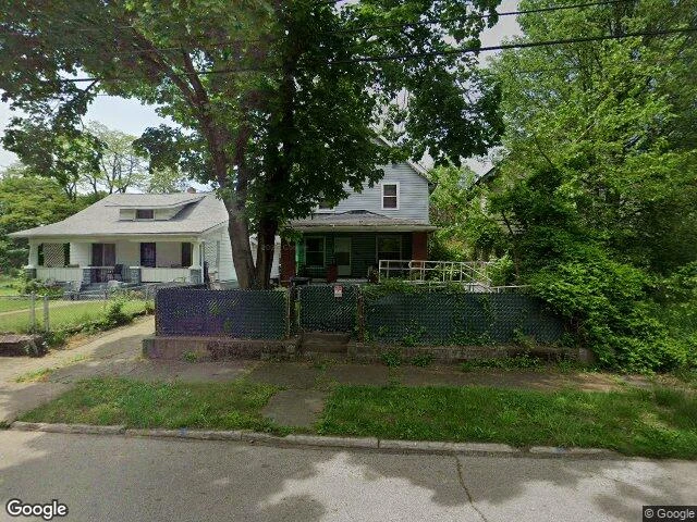 House image located at Akron, OH 44305