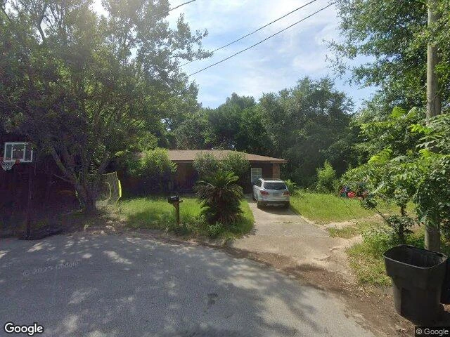 House image located at Pensacola, FL 32504