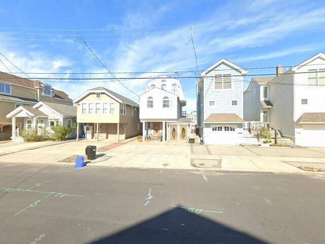 House image located at Upland, CA 91784