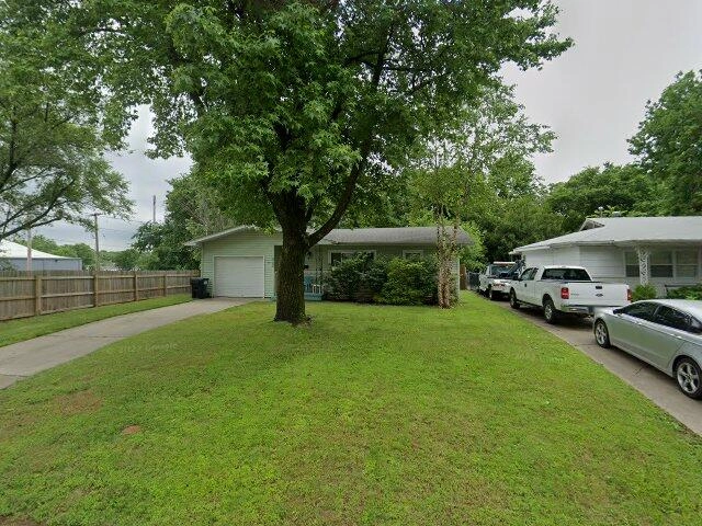 House image located at Springfield, MO 65803