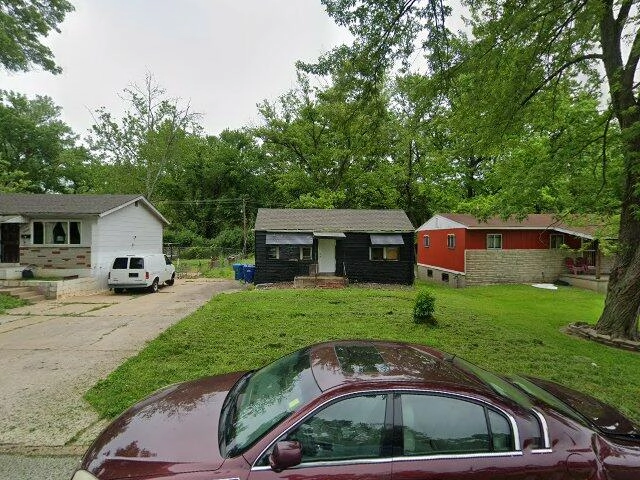 House image located at Saint Louis, MO 63136