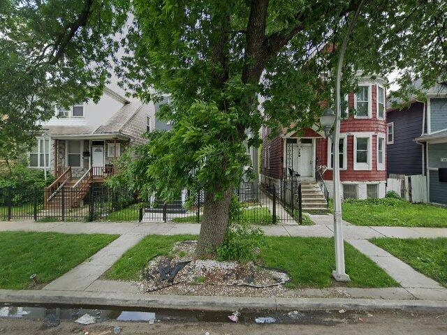 House image located at Chicago, IL 60644