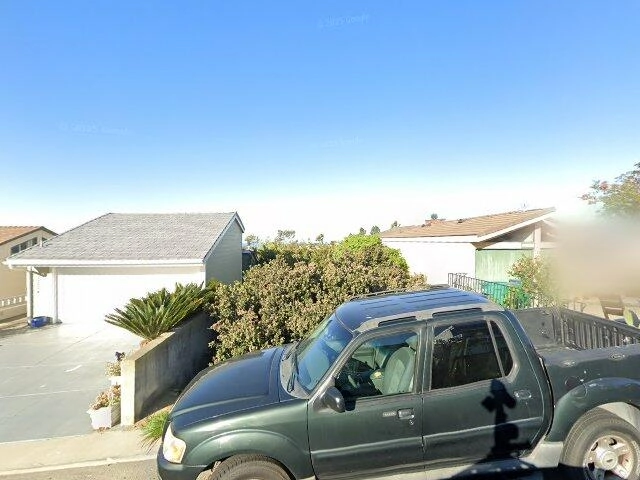 House image located at San Lorenzo, CA 94580