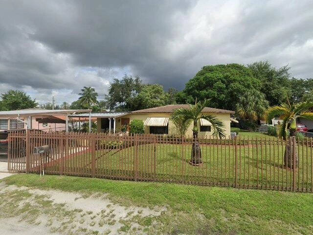 House image located at Miami, FL 33167