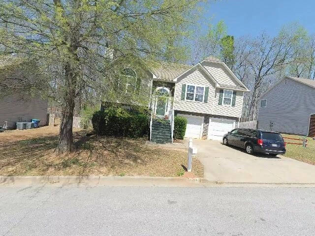 House image located at Riverdale, GA 30296