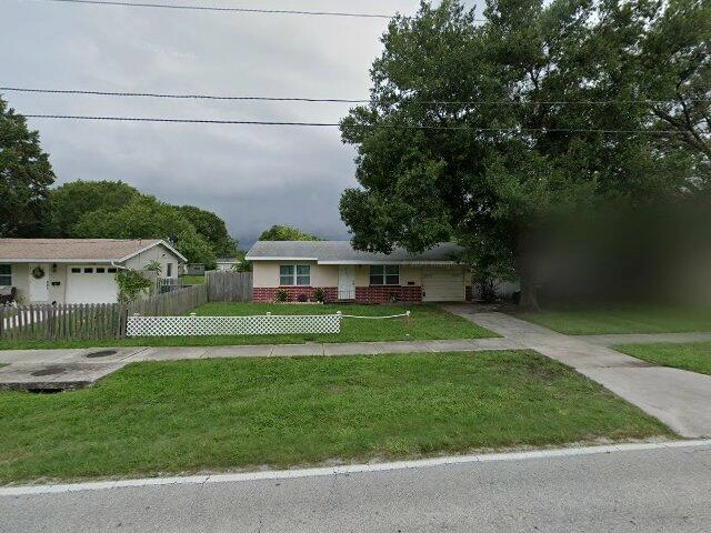 House image located at Saint Petersburg, FL 33709