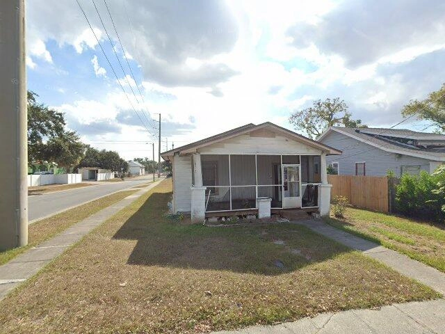 House image located at Tampa, FL 33605