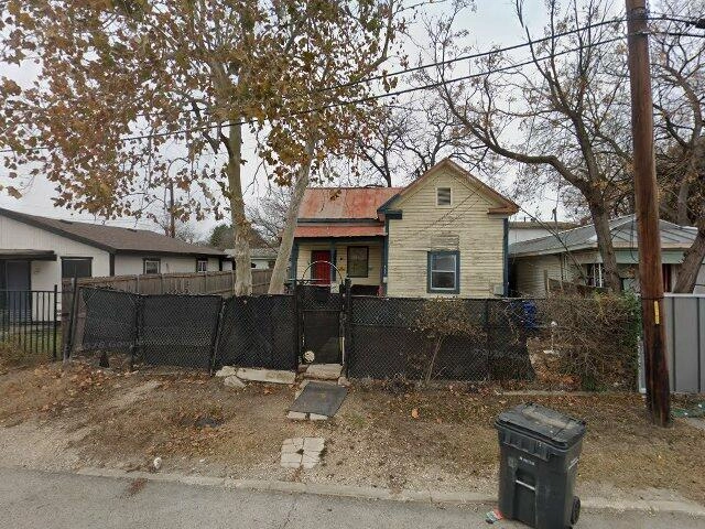 House image located at San Antonio, TX 78207