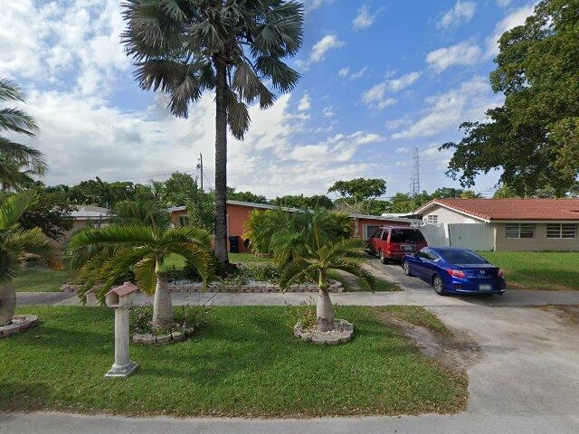 House image located at Miami, FL 33157