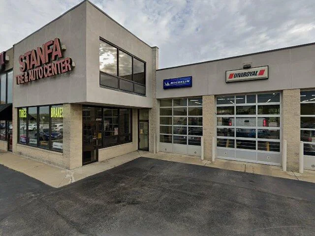 House image located at South Holland, IL 60473