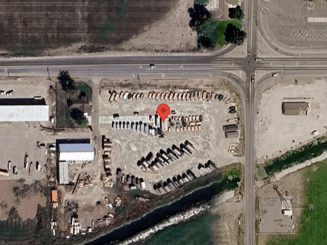 House image located at Winamac, IN 46996