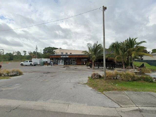 House image located at Saint Petersburg, FL 33702