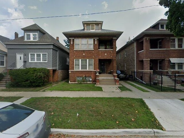 House image located at Chicago, IL 60617