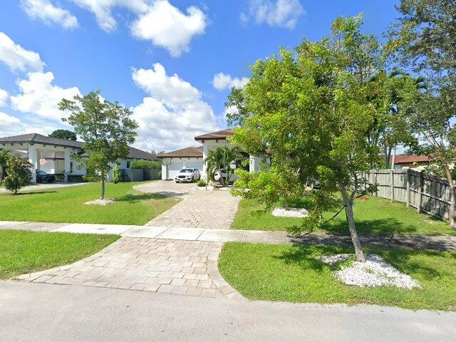 House image located at Miami, FL 33157