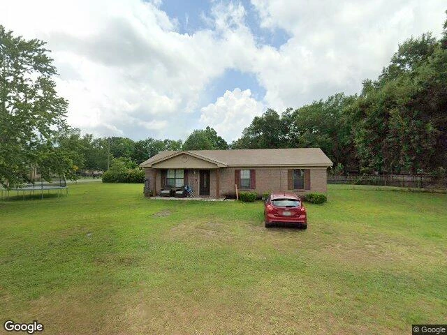 House image located at Milton, FL 32571