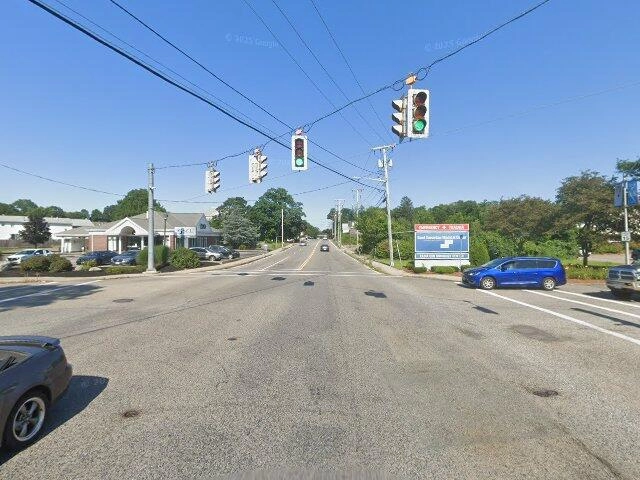 House image located at Muscatine, IA 52761