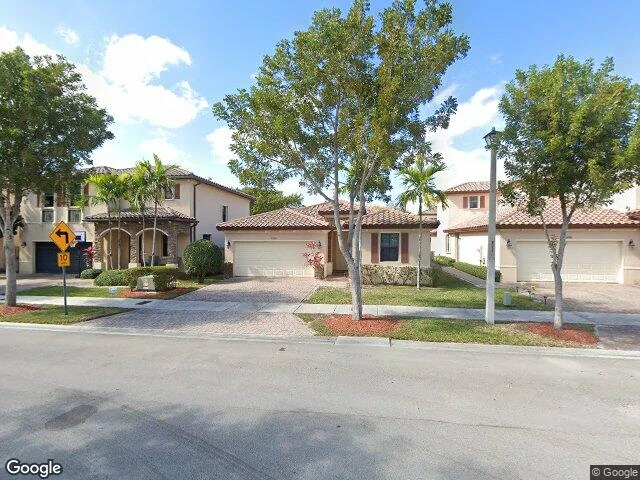 House image located at Miami, FL 33196