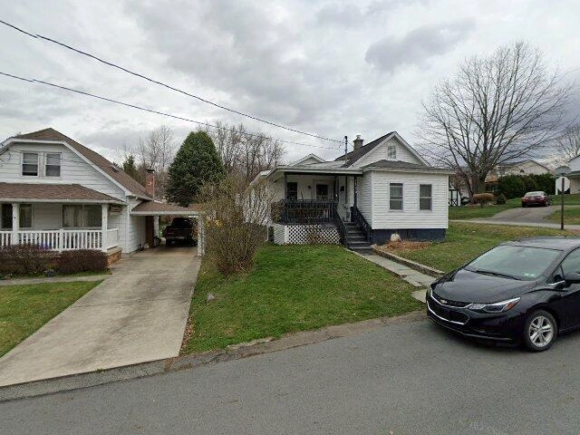 House image located at Trenton, NJ 08609