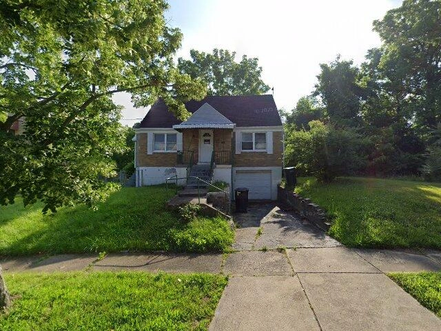 House image located at Cincinnati, OH 45220