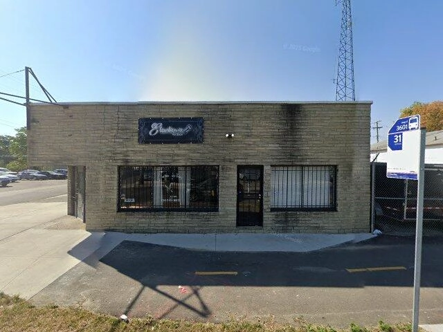 House image located at Wyandotte, MI 48192