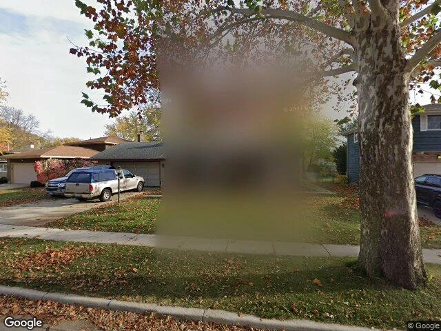 House image located at Elgin, IL 60123