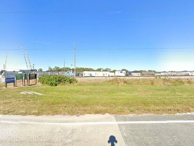 House image located at Eagle Lake, FL 33839