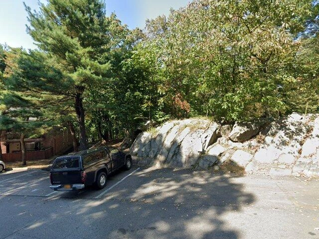 House image located at Peekskill, NY 10566