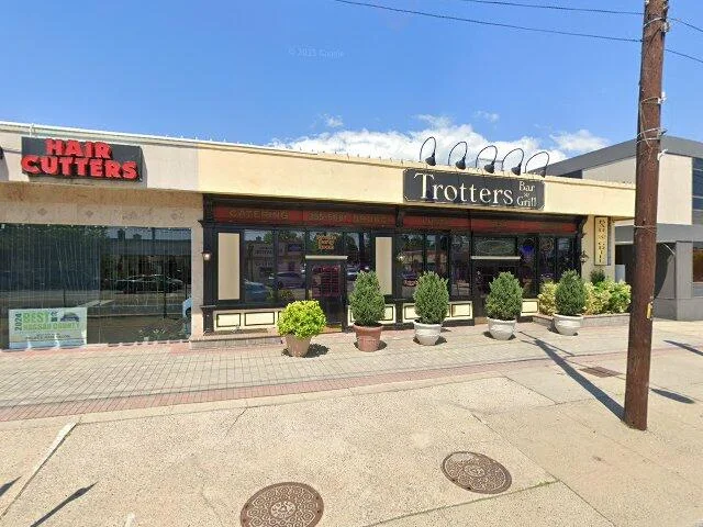 House image located at Franklin Square, NY 11010