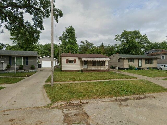 House image located at Flint, MI 48506