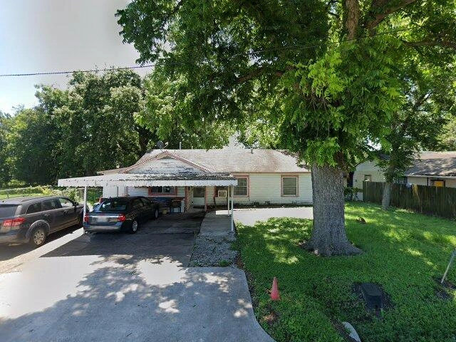 House image located at Houston, TX 77021