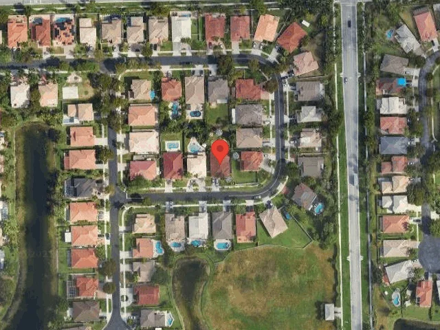 House image located at Hollywood, FL 33027