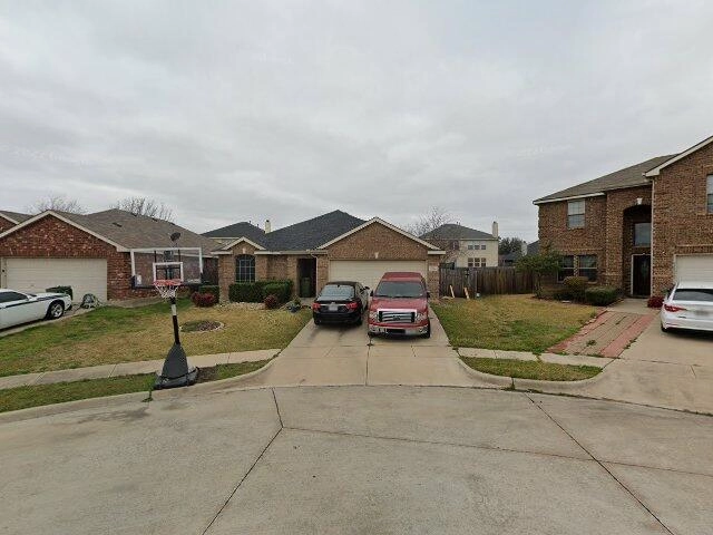 House image located at Arlington, TX 76002