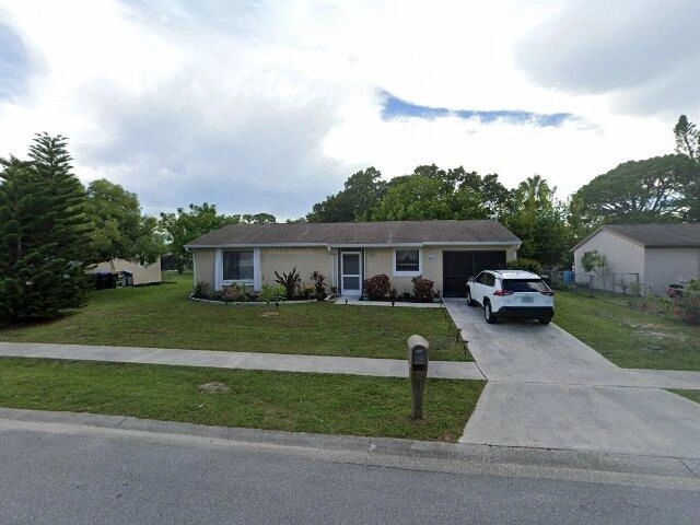 House image located at North Port, FL 34287