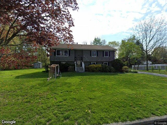 House image located at Yorktown Heights, NY 10598