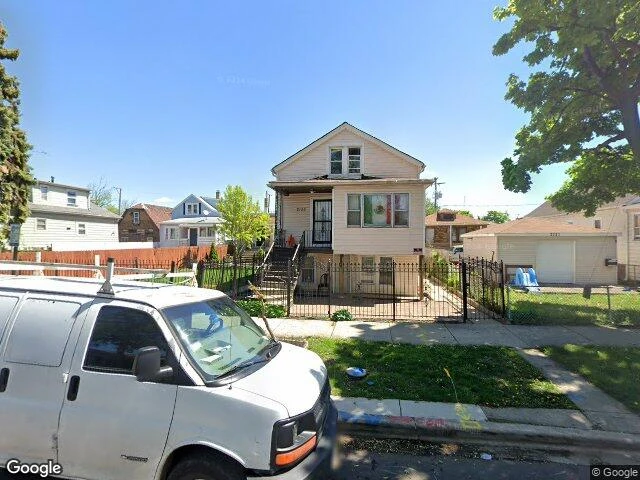 House image located at Chicago, IL 60639