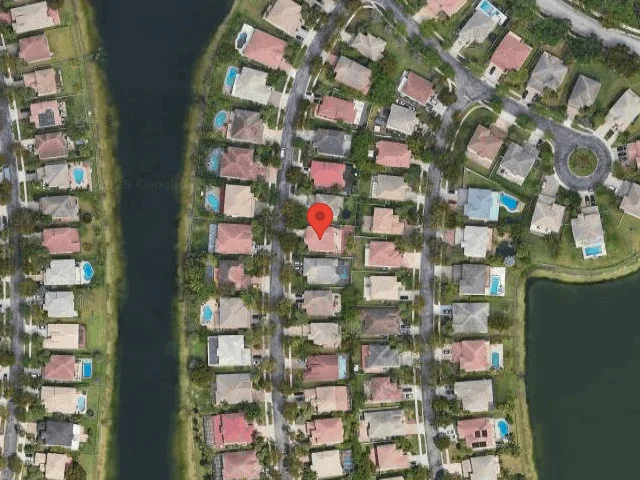 House image located at Hollywood, FL 33027