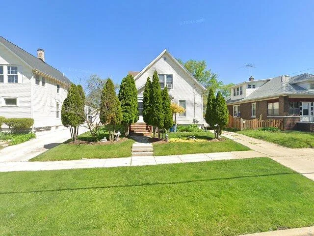 House image located at Aurora, IL 60505